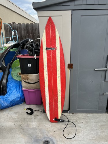 Surfing shortboard - surfing,